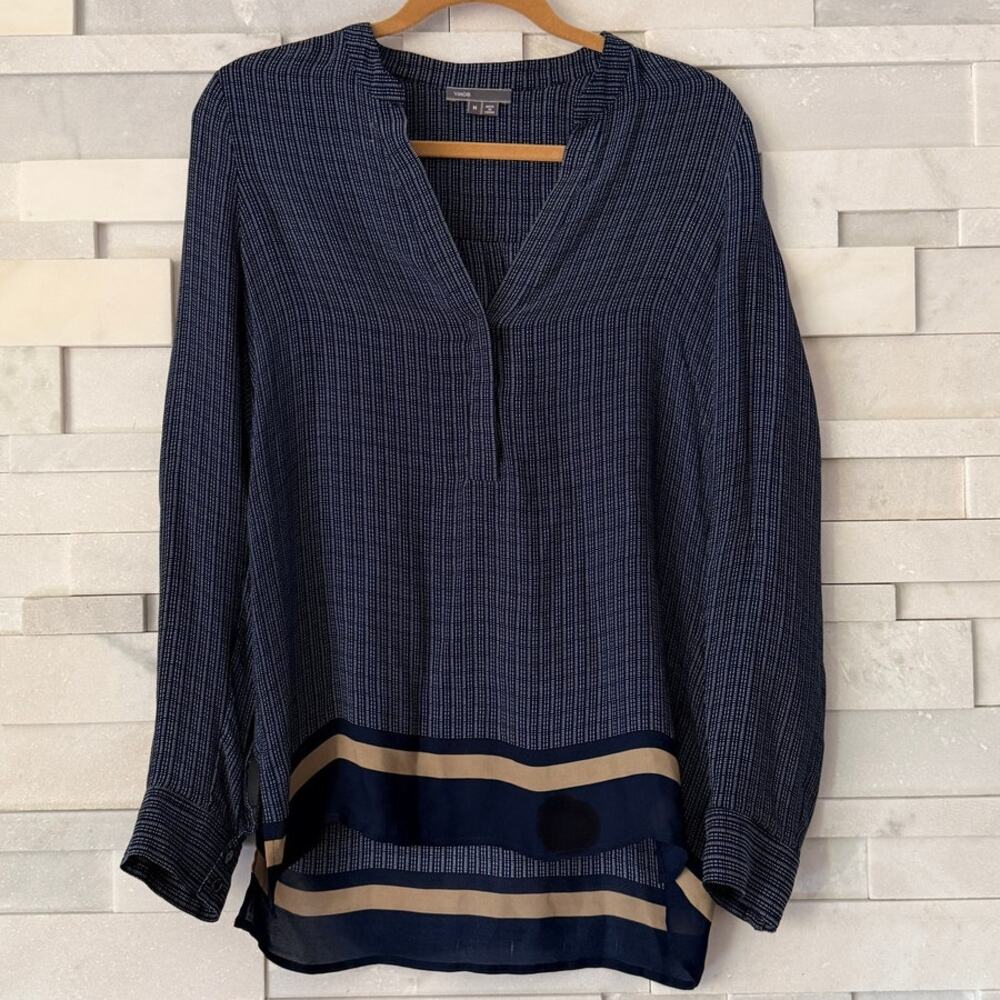 VINCE 100% Silk Slouchy Striped Trim Split Neck Tunic Top Blouse Navy/Cream M